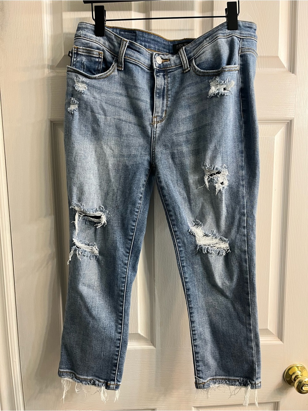 Judy Blue Distressed Capri Jeans - Size 13/31